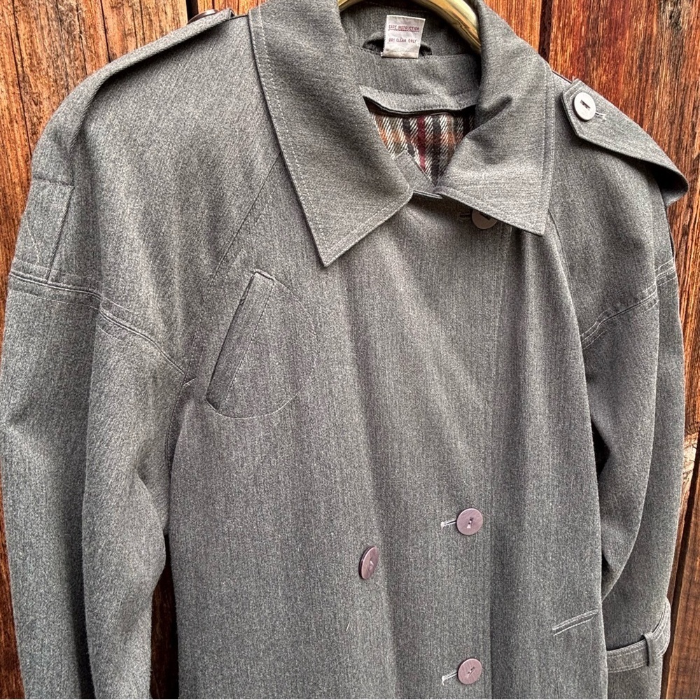 Michelle Stuart Gray Trench Coat and Belt with Zip-in Lining Size 14 - Picture 11 of 13
